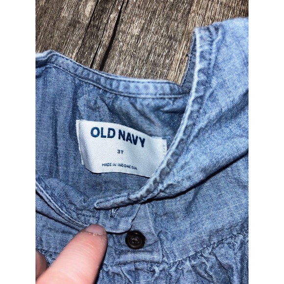 Old Navy Toddler Girls Blue Chambray Ruffle Babydoll Blouse Top 3T Denim Cotton - Picture 2 of 4